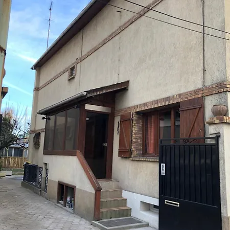 Grande Maison Tout Confort - 5 Chambres 5 Salles De Bain - Rer A - Paris - Disney Saint-Maur-des-Fosses Exterior photo